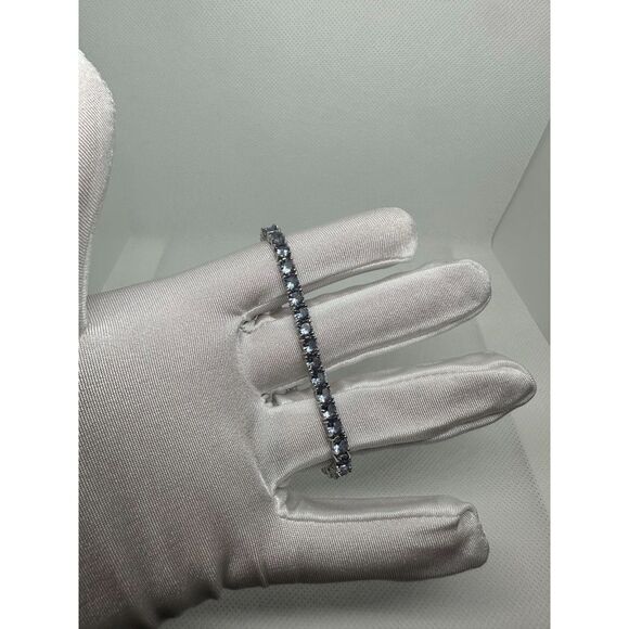 Beautiful 14.50 Simulated Tanzanite Tennis Bracelet - Picture 1 of 7